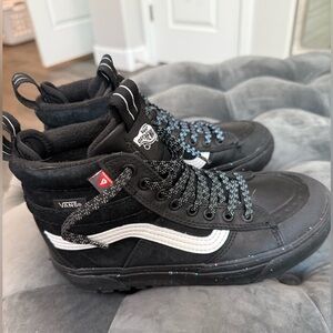 Vans Sk8-Hi MTE-2 Shoe